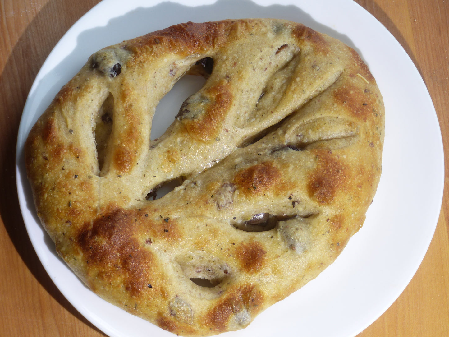 Fournée de la semaine le 15 janvier: FOUGASSE AU LEVAIN AUX OLIVES KALAMATA